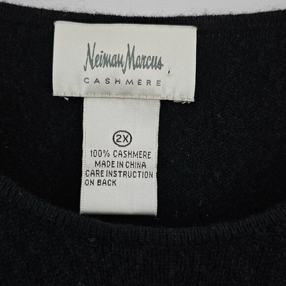 Neiman Marcus Cashmere Sleeveless Sweater Vest 2X Black Preppy Quiet Luxury Soft - Picture 2 of 7